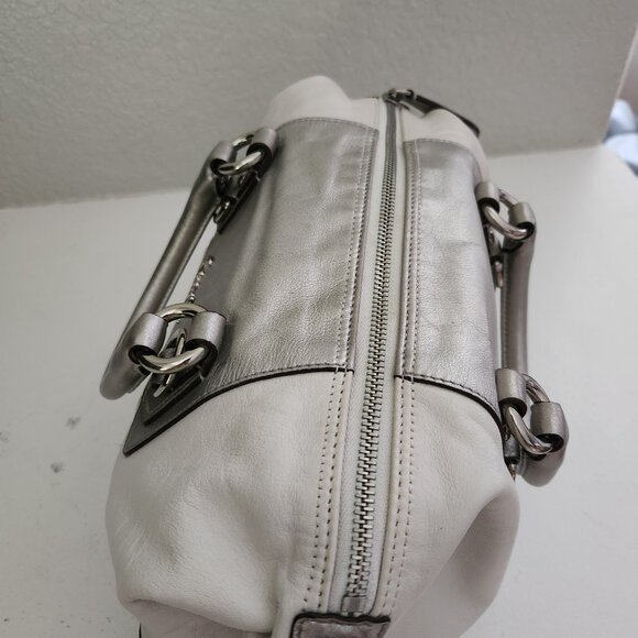 Coach Ashley White & Silver Leather Convertible Shoulder Bag Purse - Picture 9 of 17